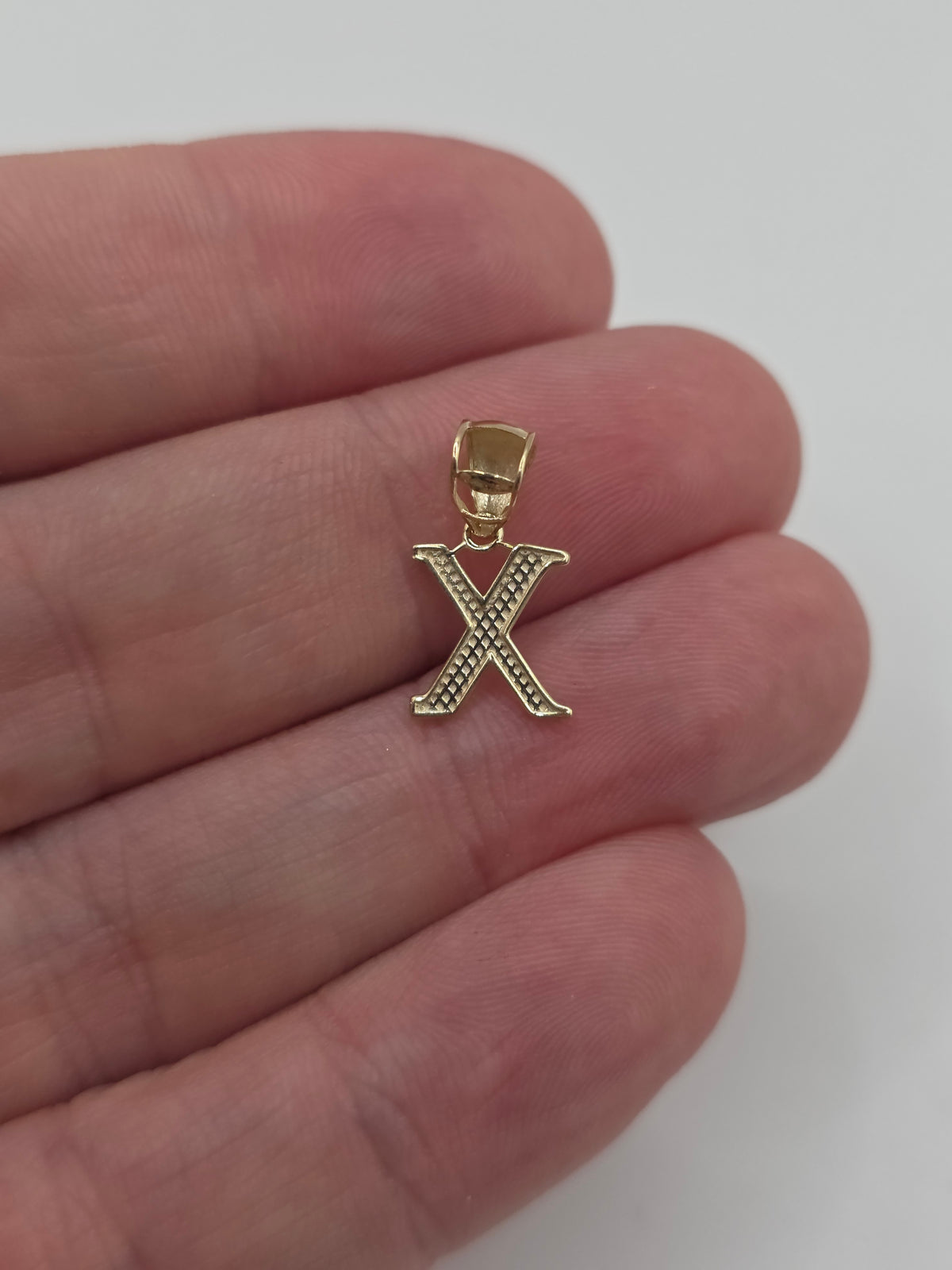 9ct gold initial X pendant