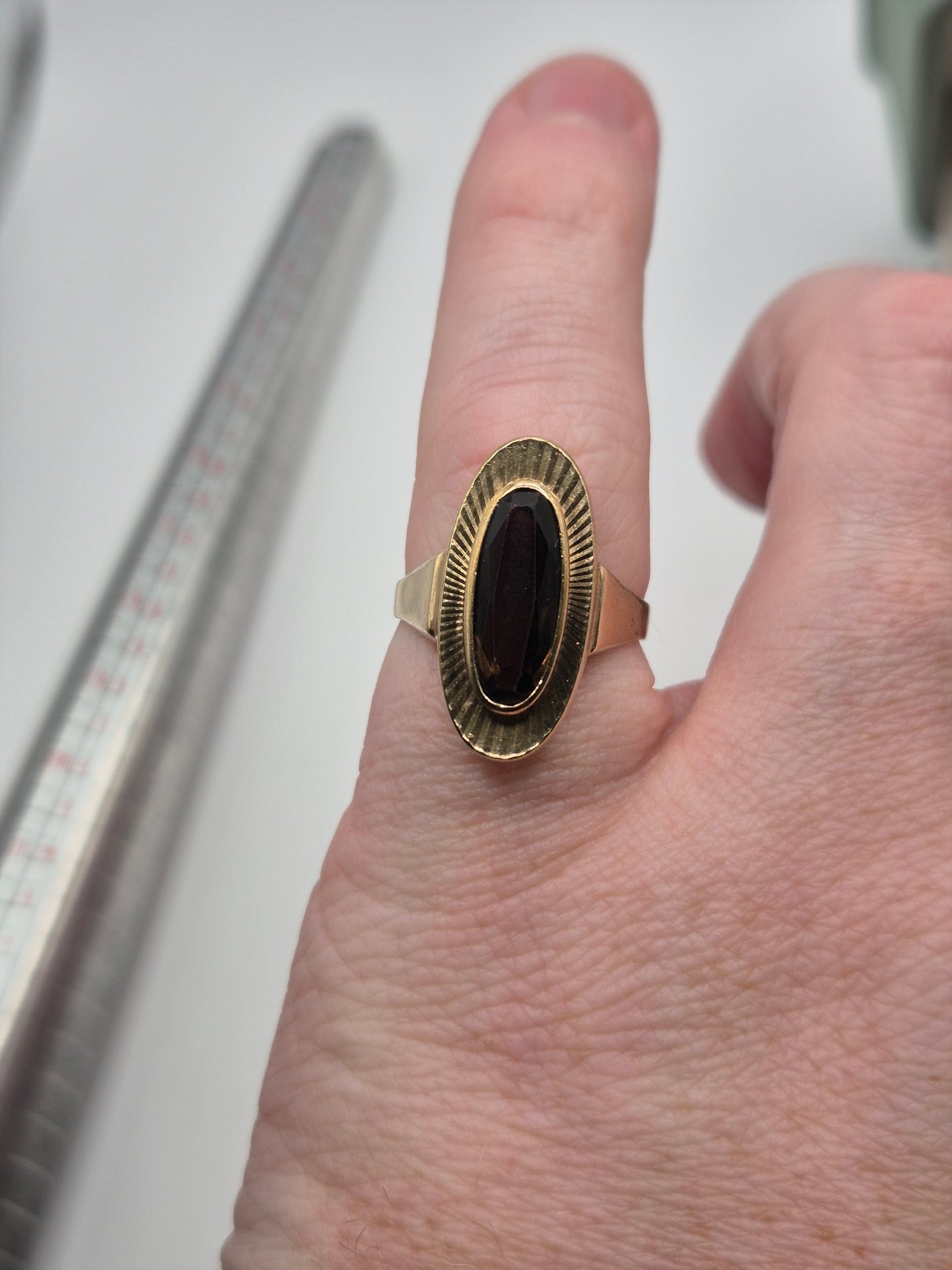9ct gold smokey quartz ring