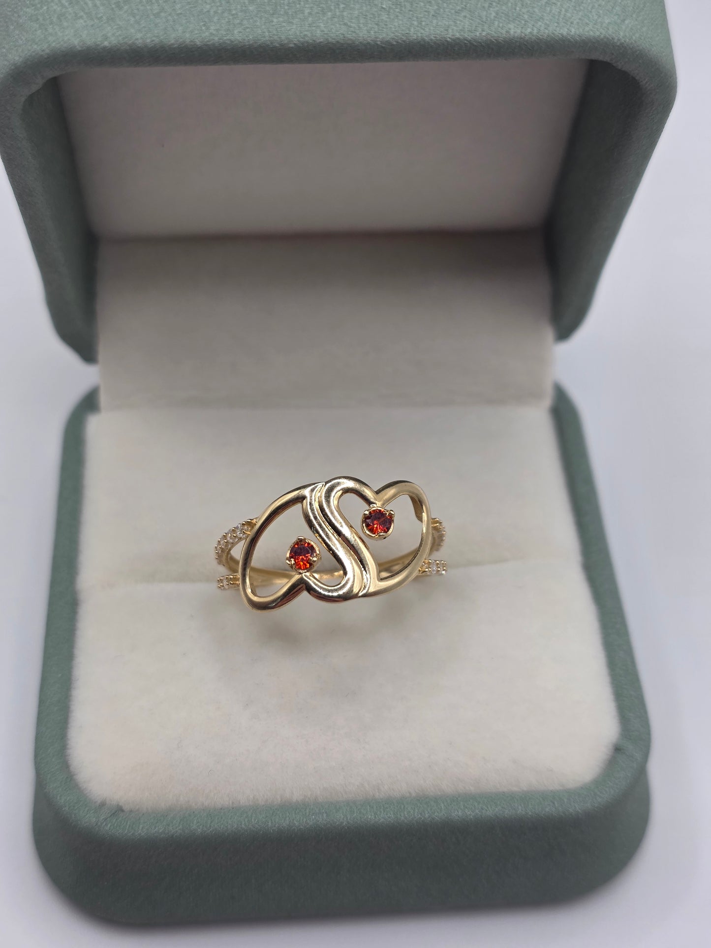 14ct gold garnet and cz heart ring