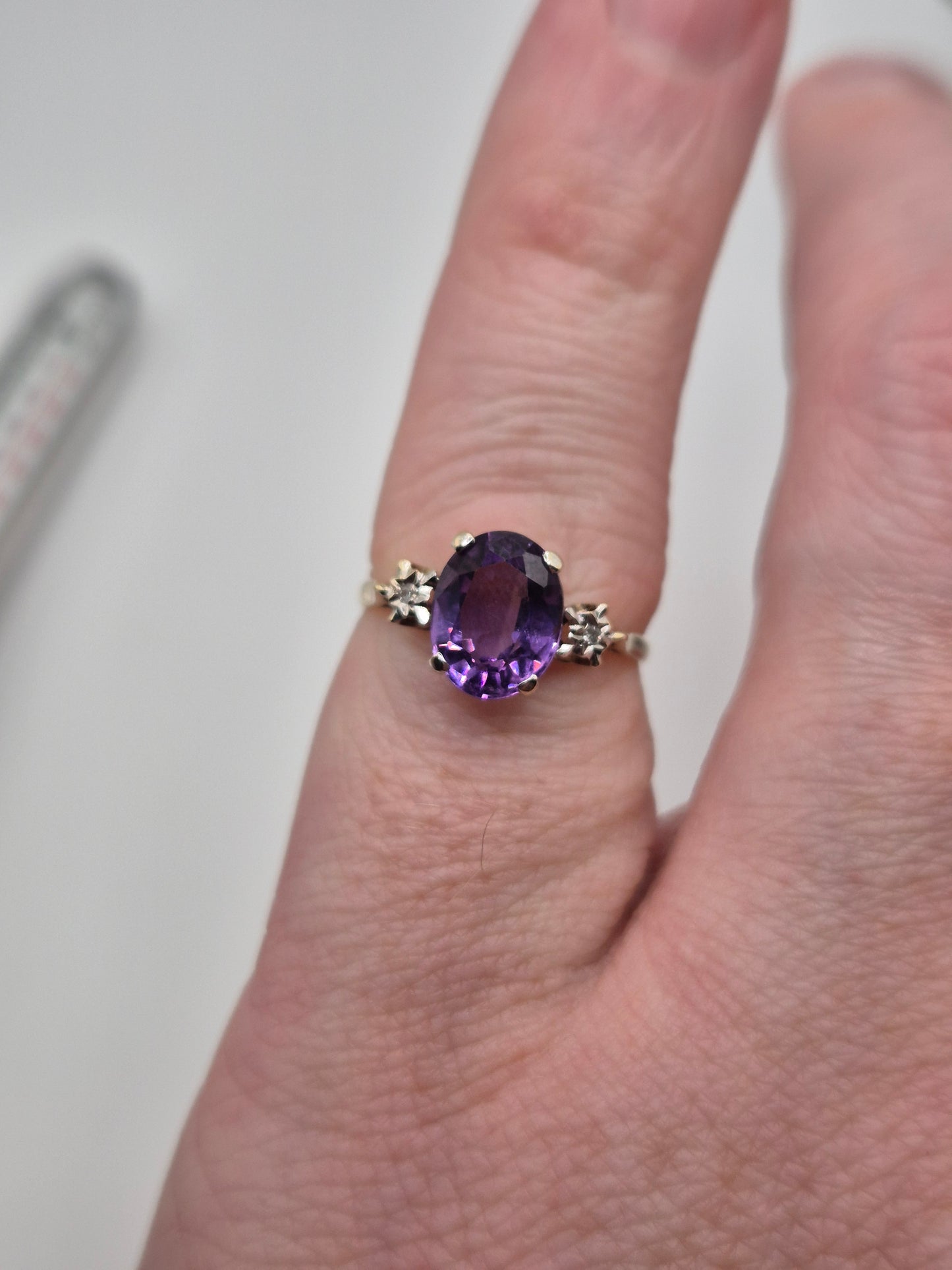 9ct gold amethyst and diamond ring