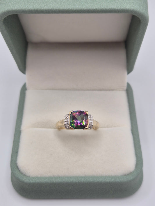 9ct gold mystic topaz and diamond ring