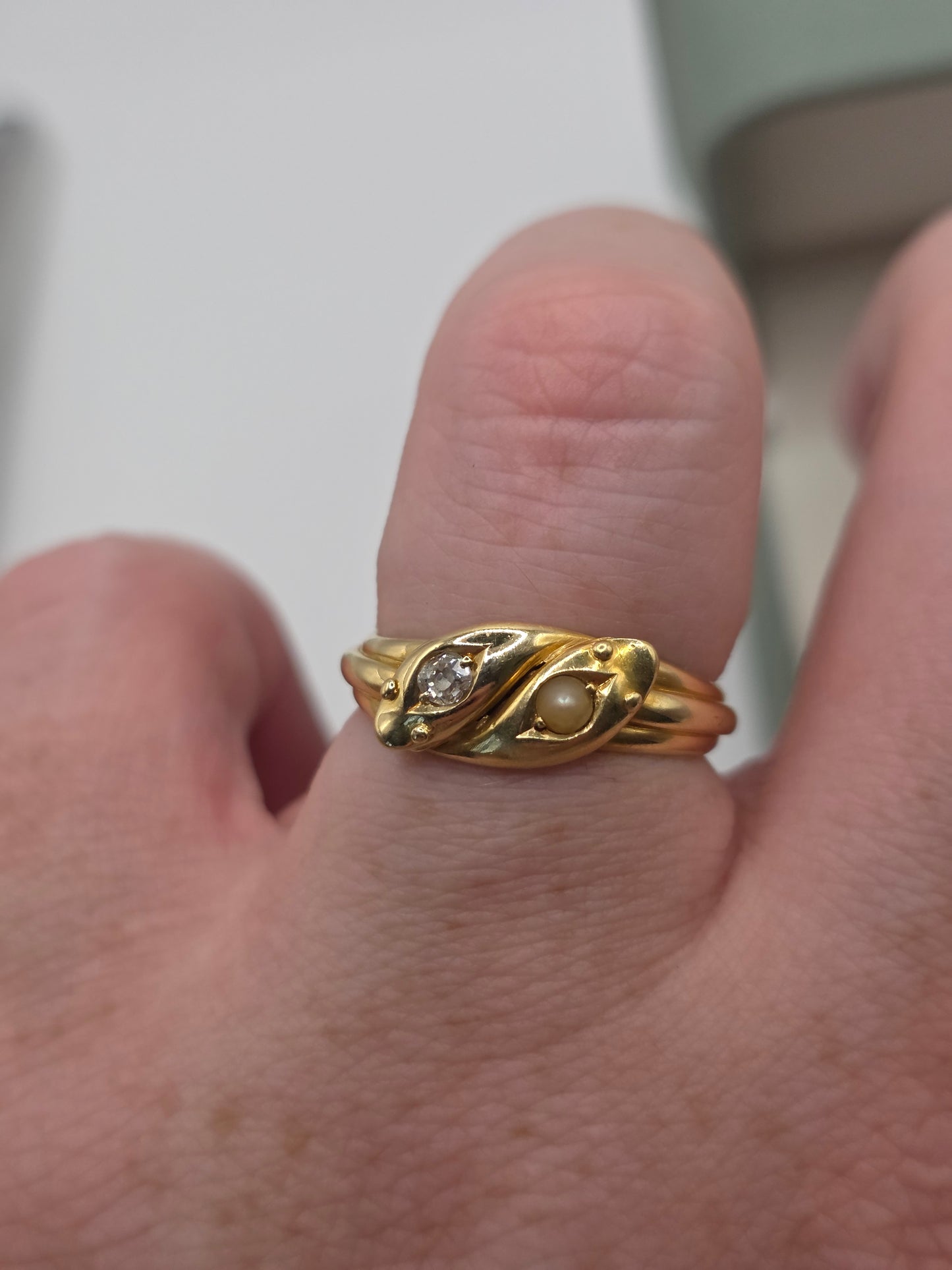 18ct gold diamond and peral snake ring