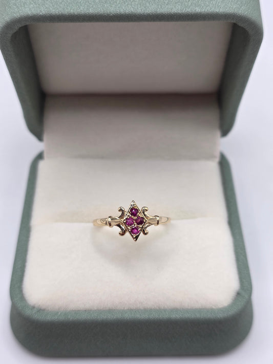 9ct gold ruby ring