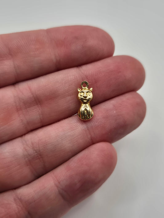 9ct gold cat charm