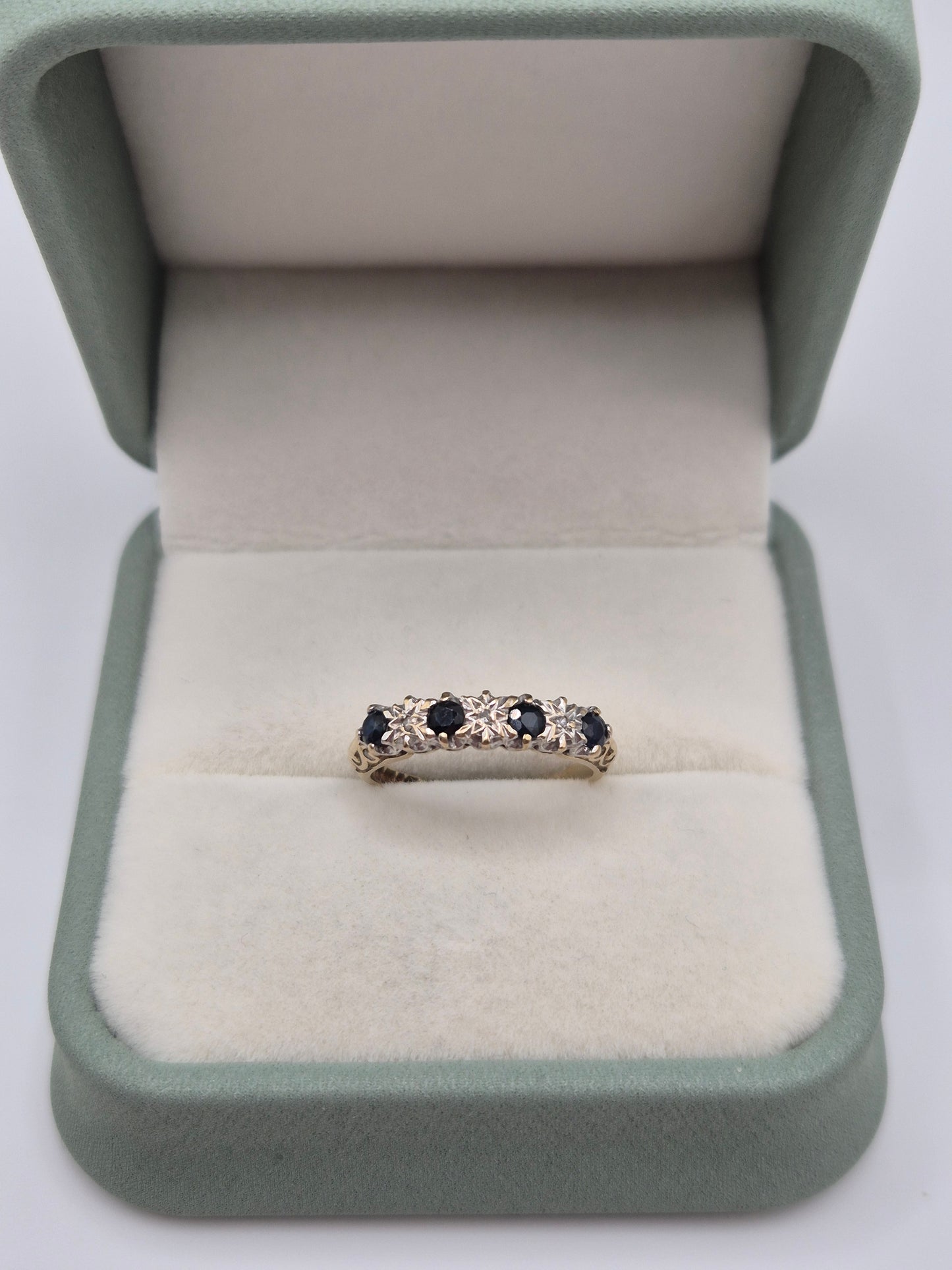 9ct gold sapphire and diamond ring