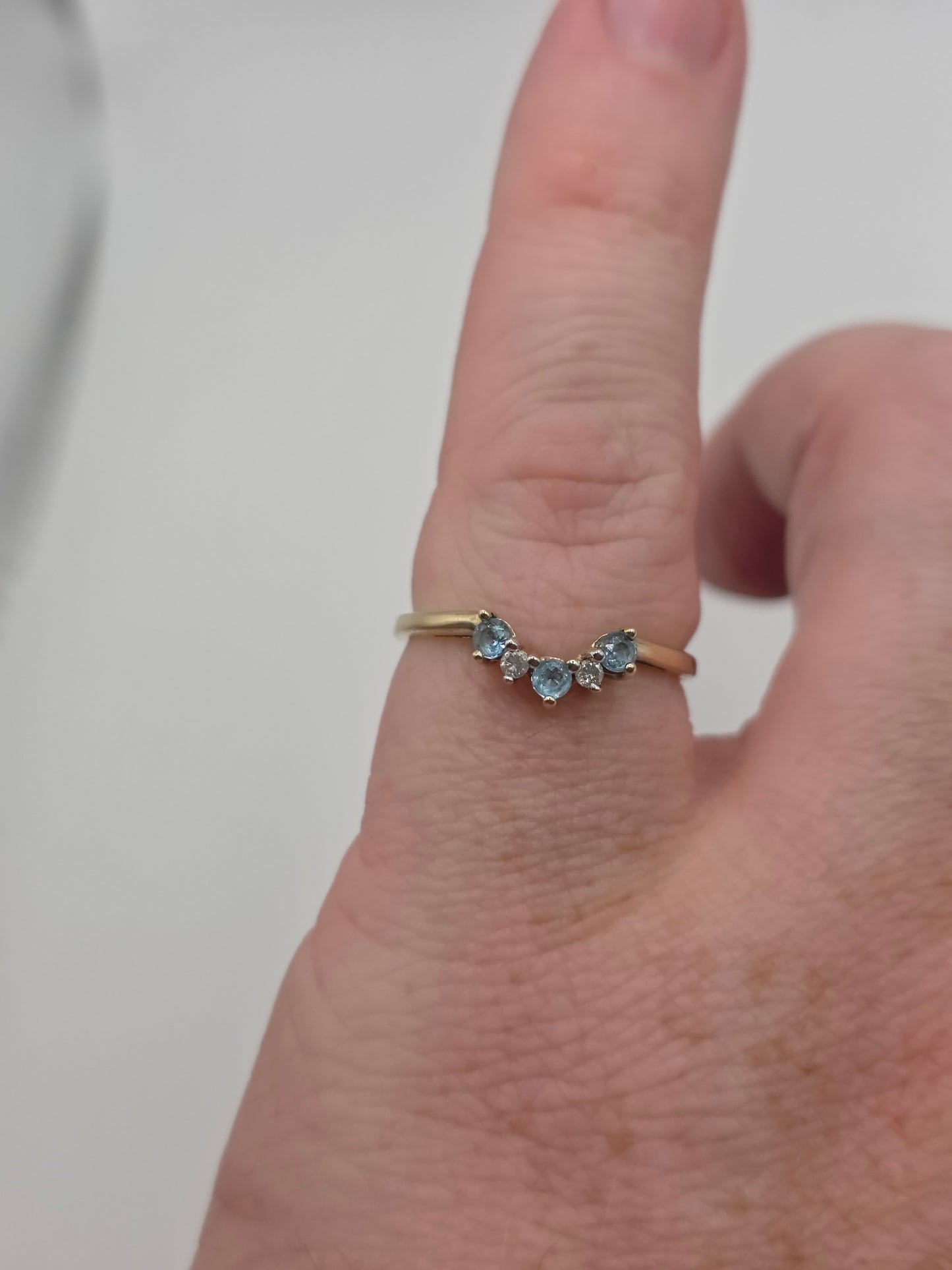 9ct gold topaz and diamond wishbone ring