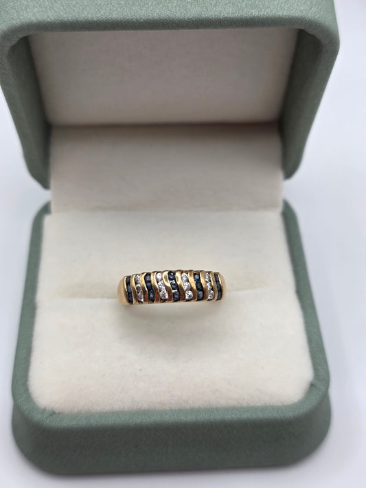 9ct gold sapphire and cz ring