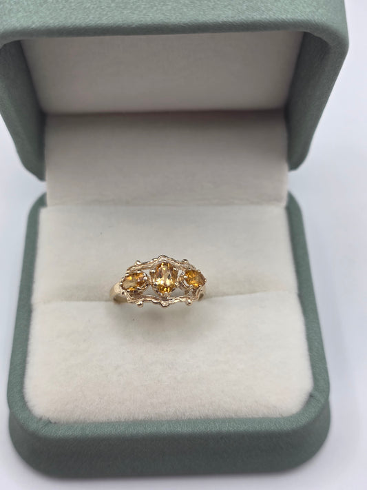 9ct gold citrine ring