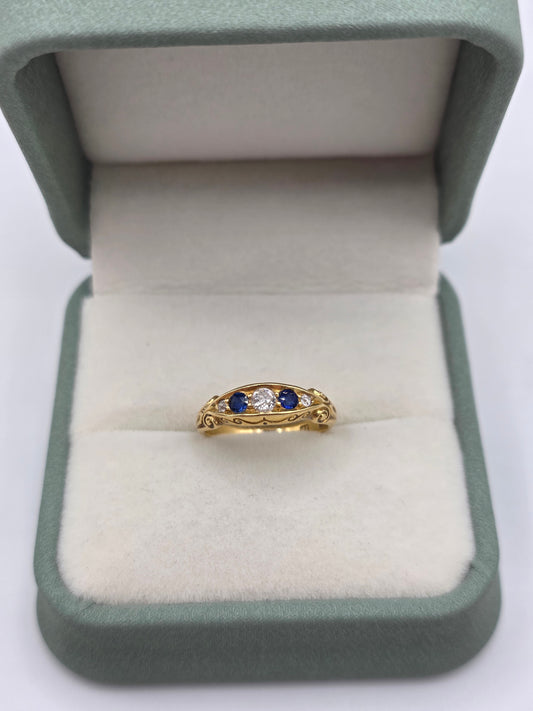 18ct gold sapphire and diamond gypsy ring