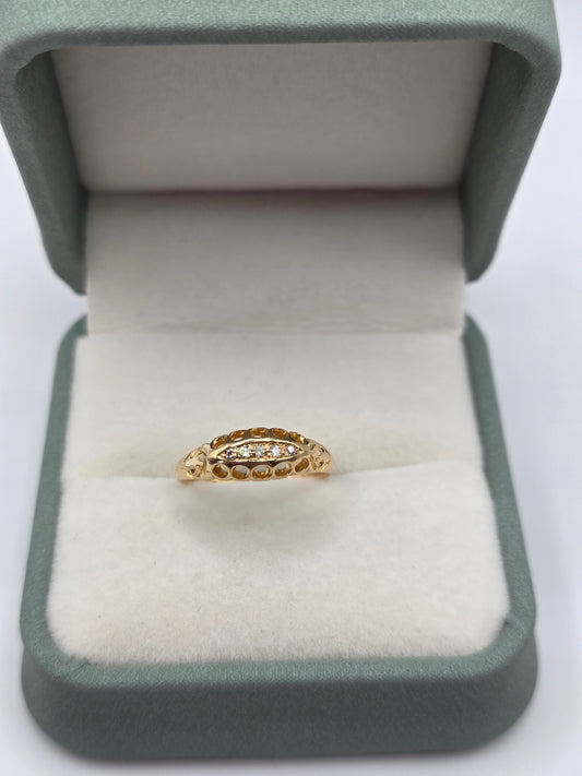 18ct gold diamond gypsy ring