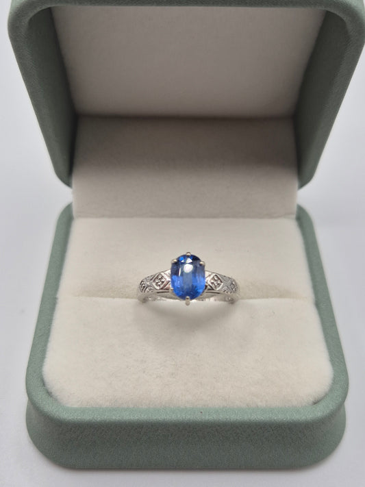 9ct white gold sapphire and diamond ring