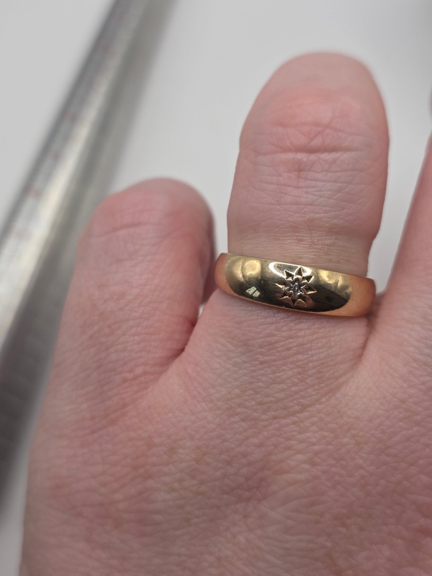 9ct gold diamond gypsy ring