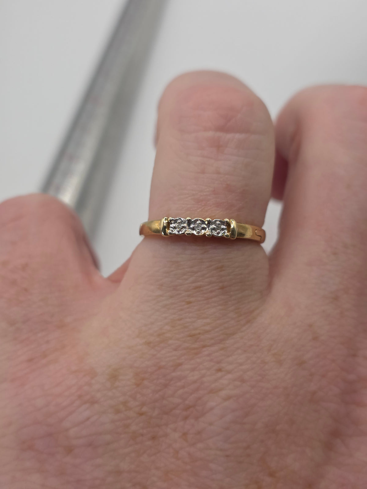 9ct gold "forever love" diamond ring
