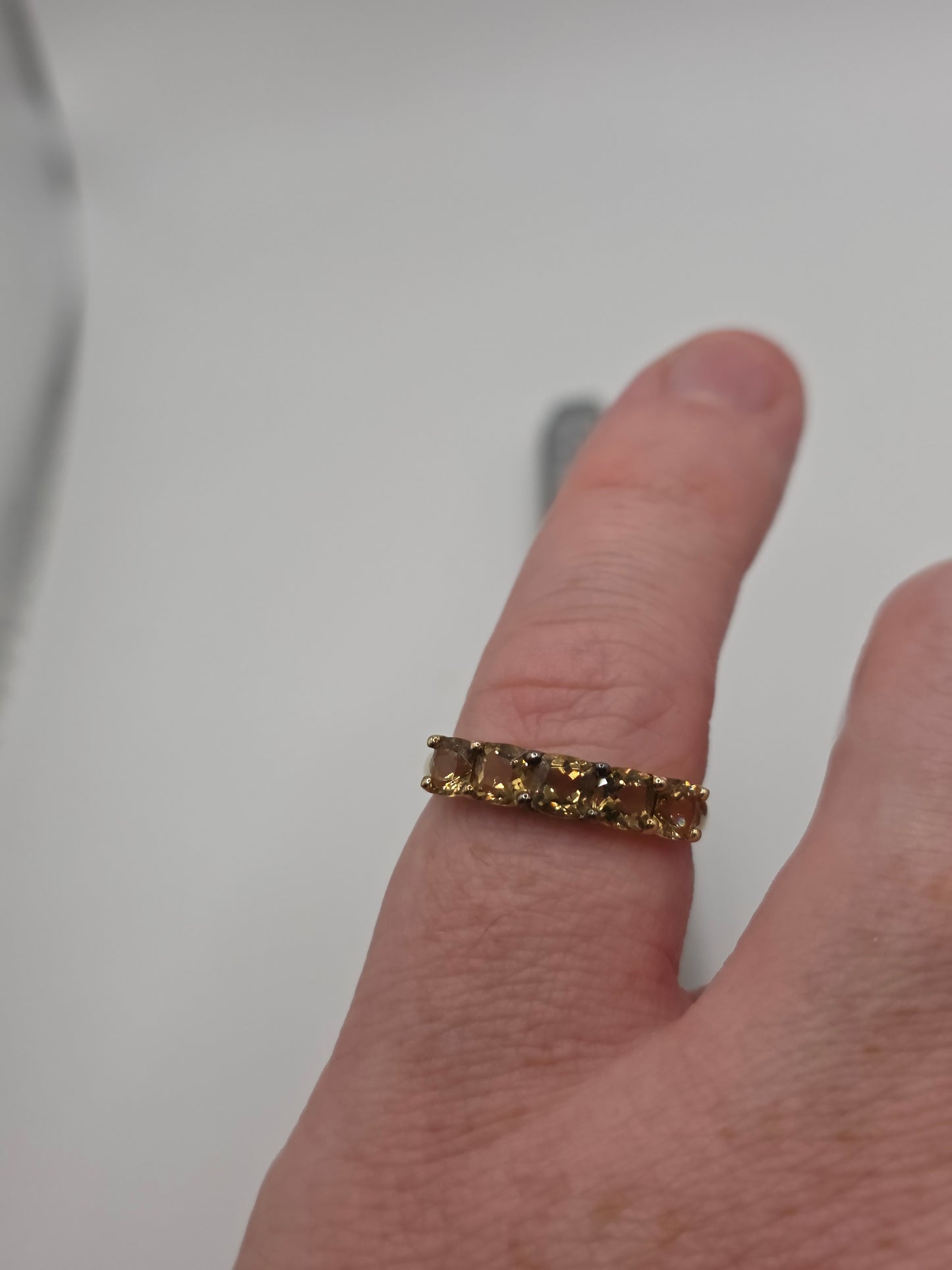 9ct gold citrine ring