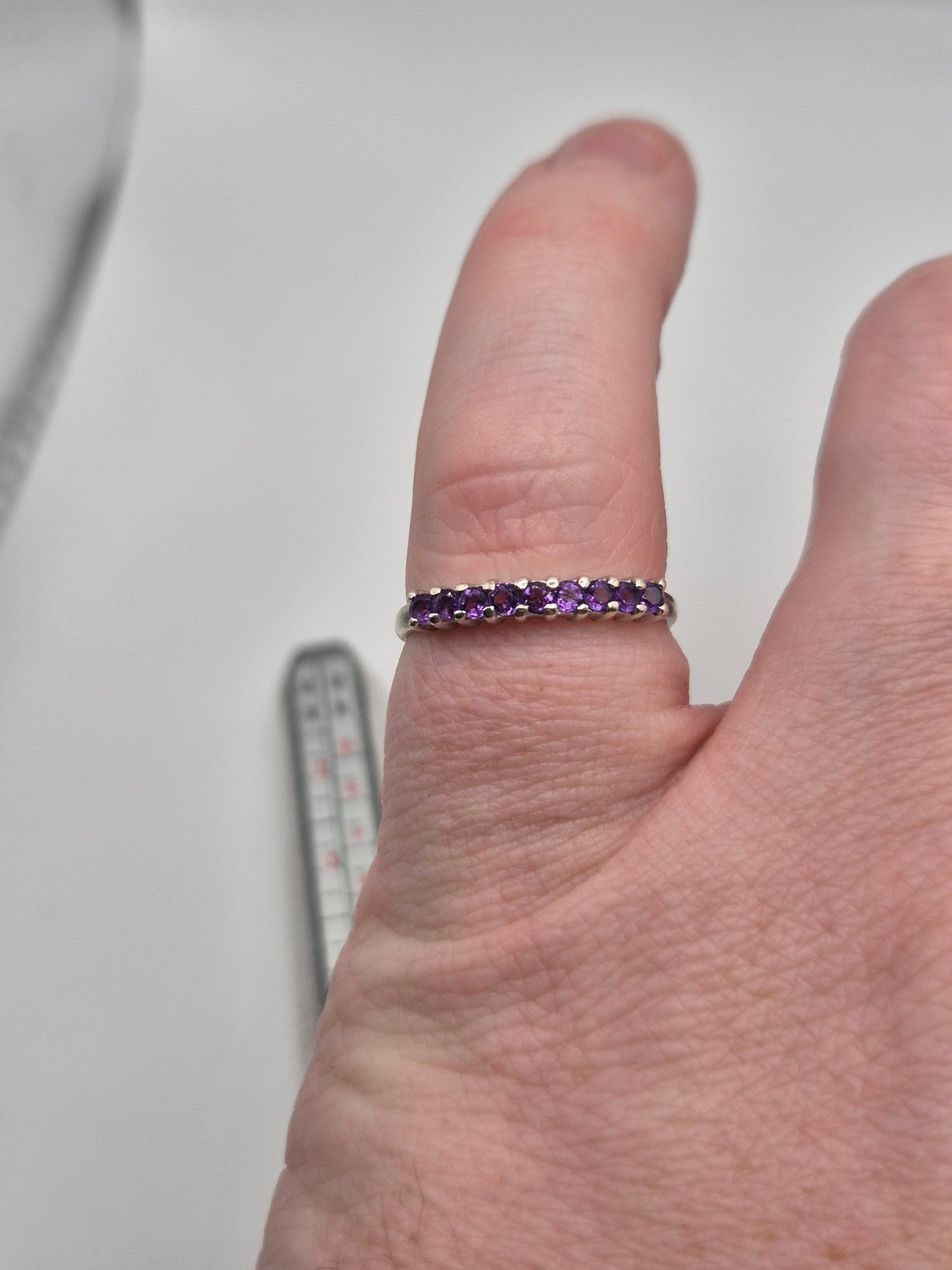 9ct white gold amethyst ring