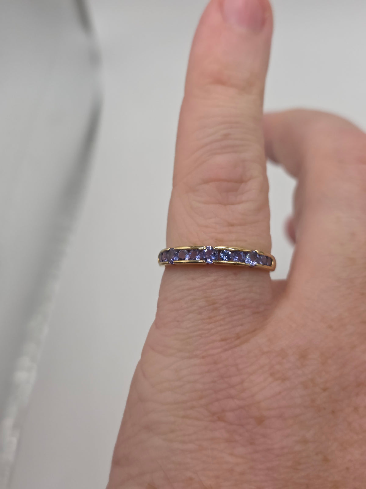 9ct gold tanzanite ring