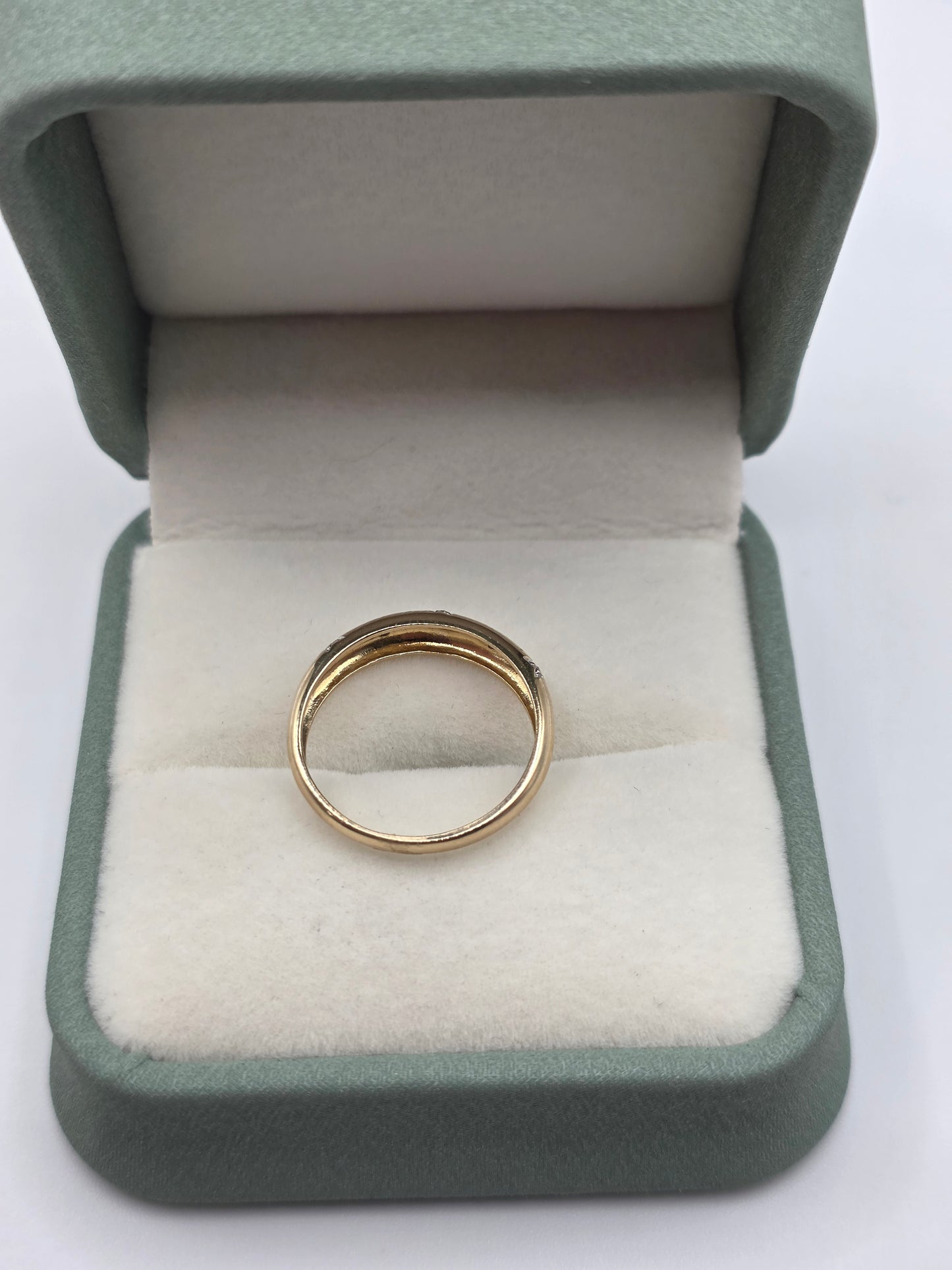 9ct gold diamond star ring
