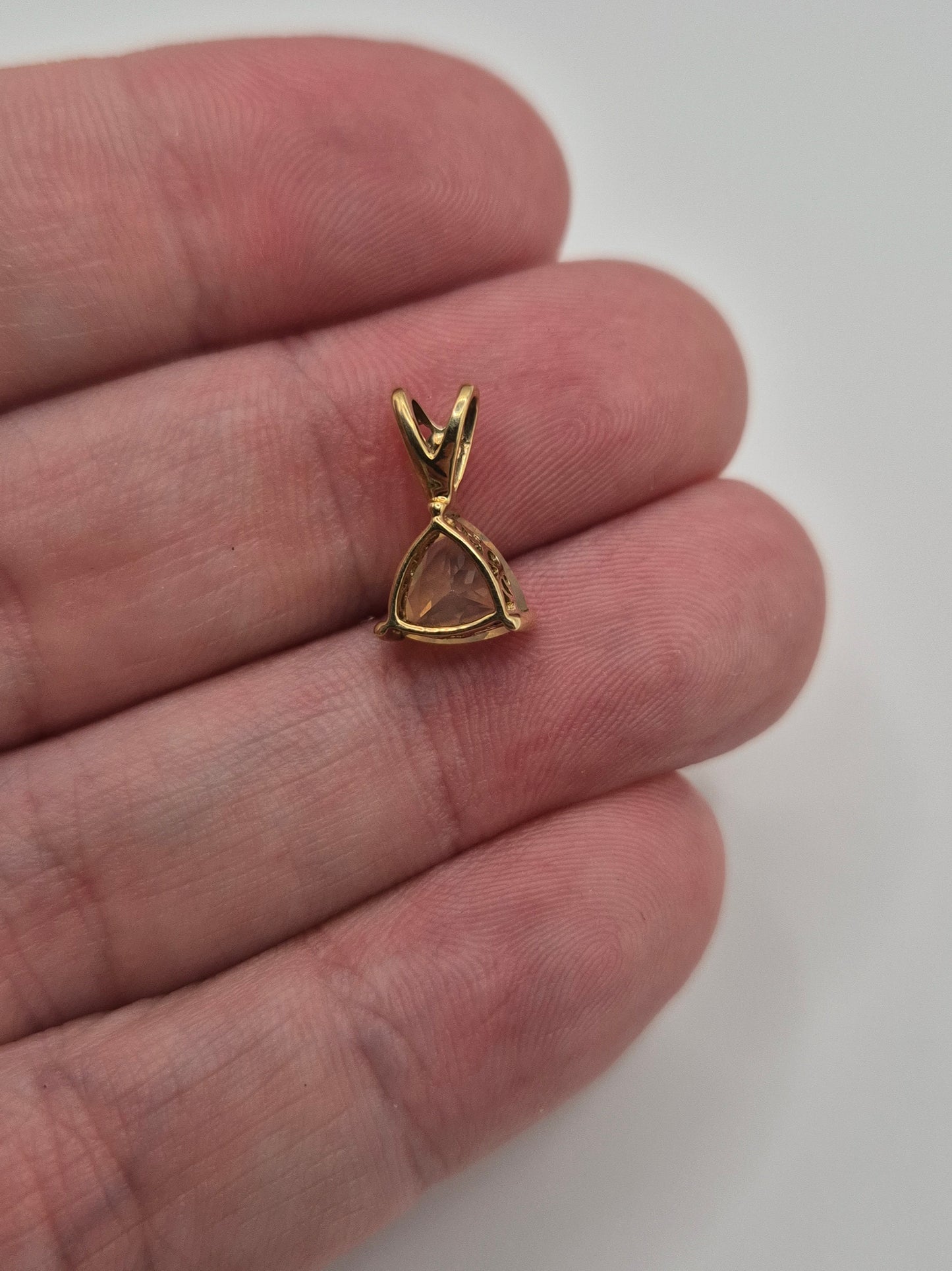 9ct gold opal and diamond pendant