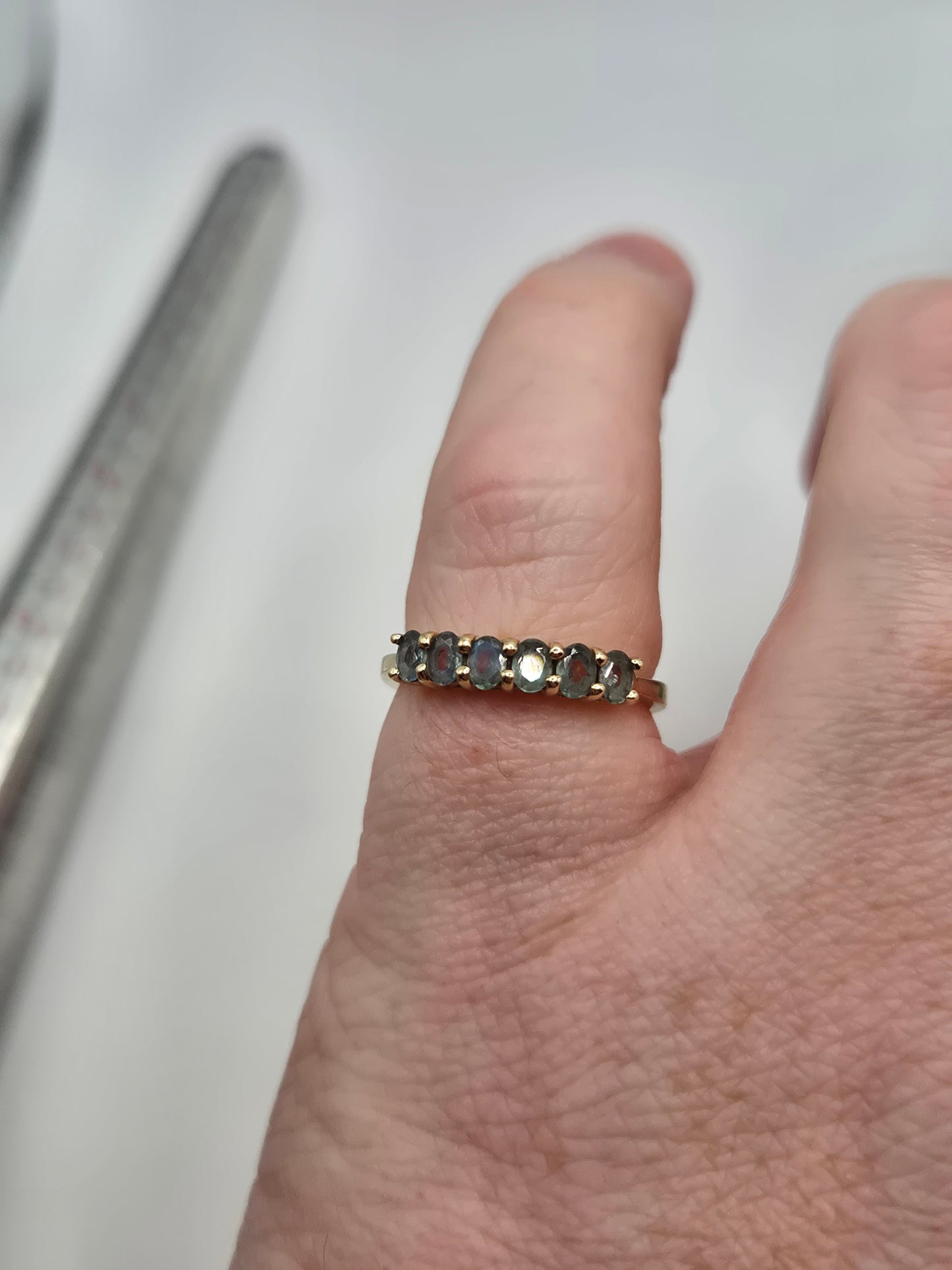 9ct gold alexandrite ring