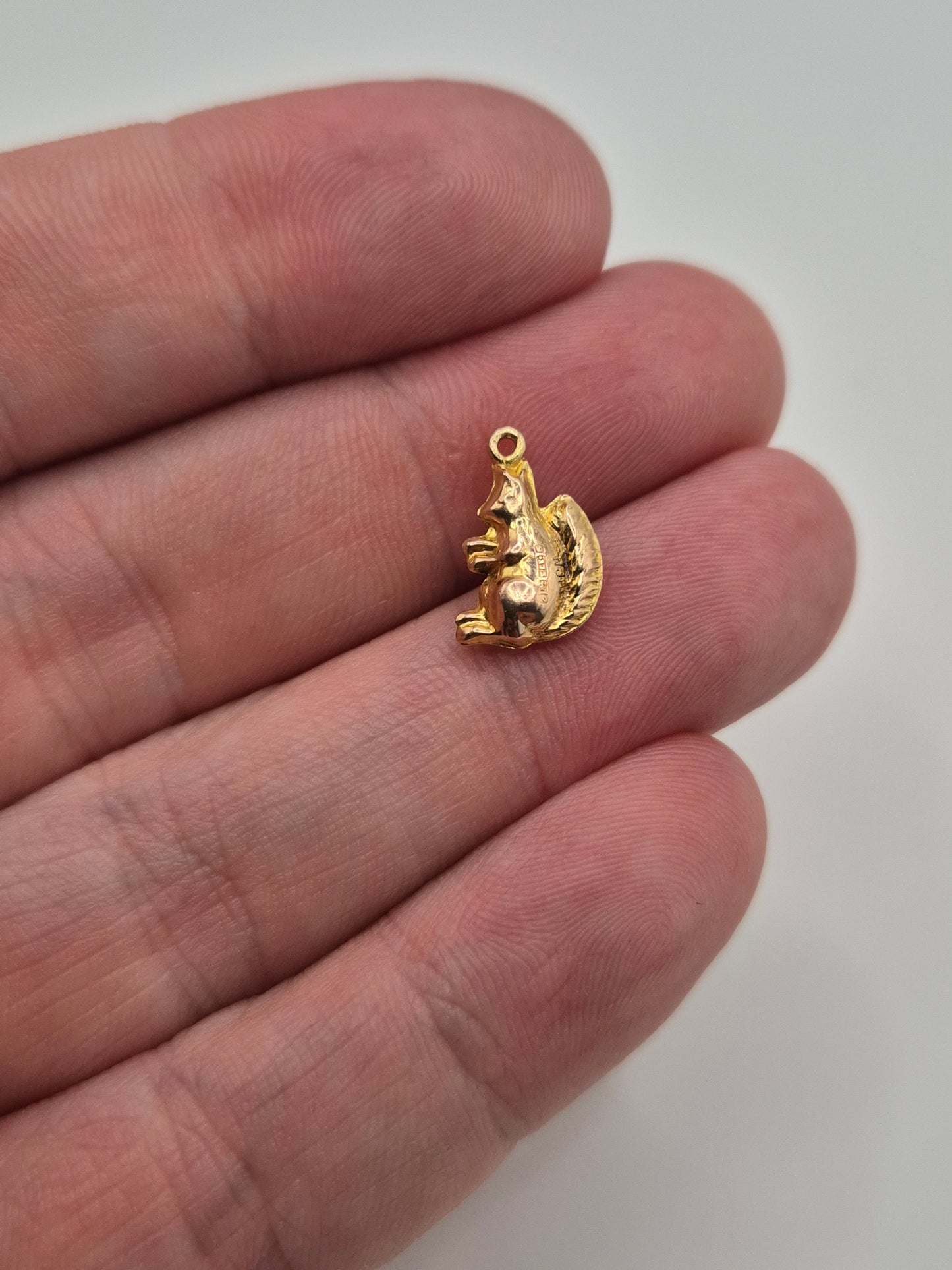 9ct gold squirrel charm