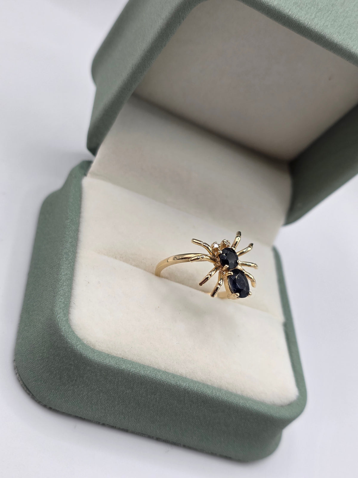 9ct gold sapphire and diamond spider ring