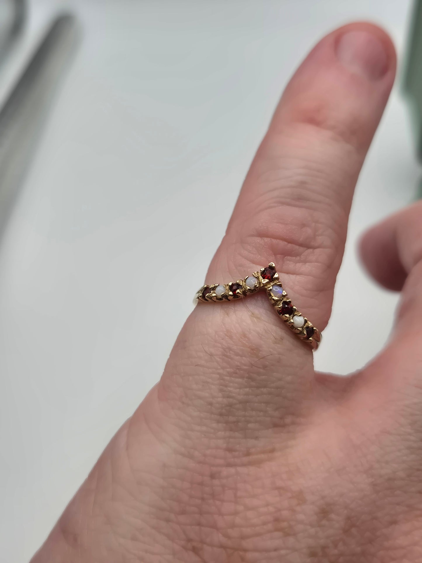 9ct gold garnet and opal wishbone ring