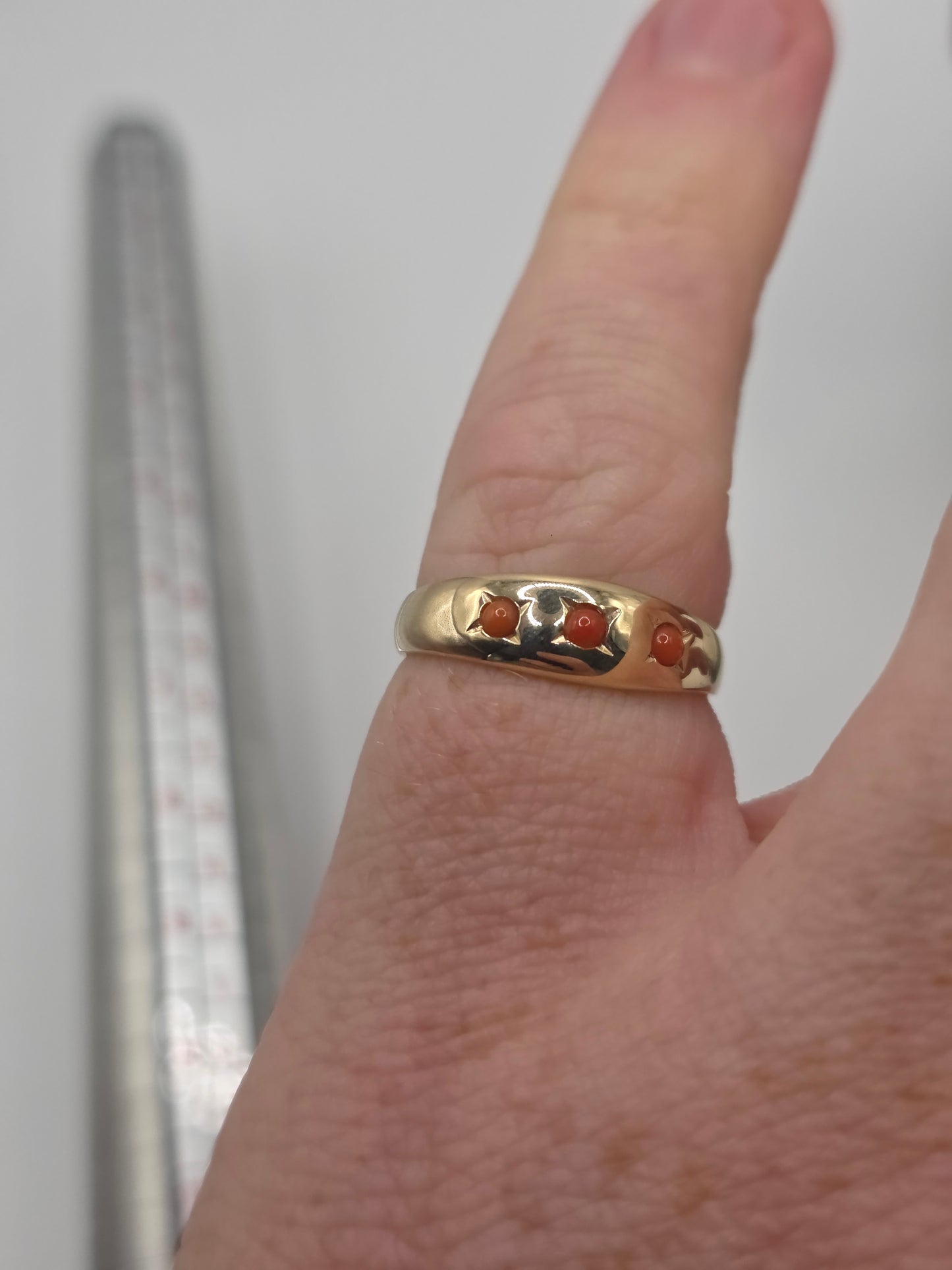 9ct gold coral gypsy ring