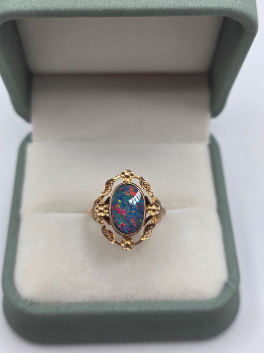 Fine vintage 9ct gold black opal doublet ring