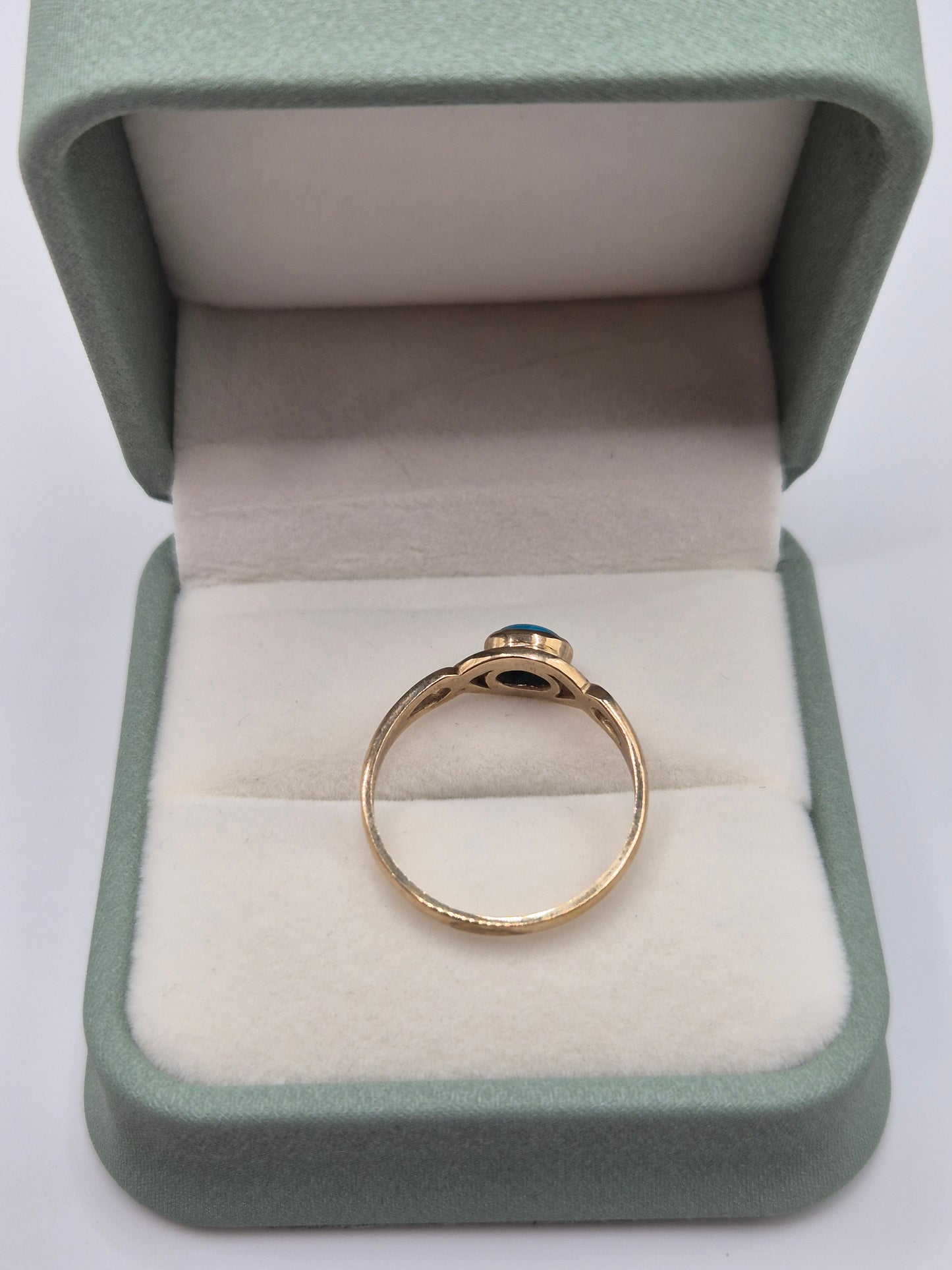9ct gold turquoise ring
