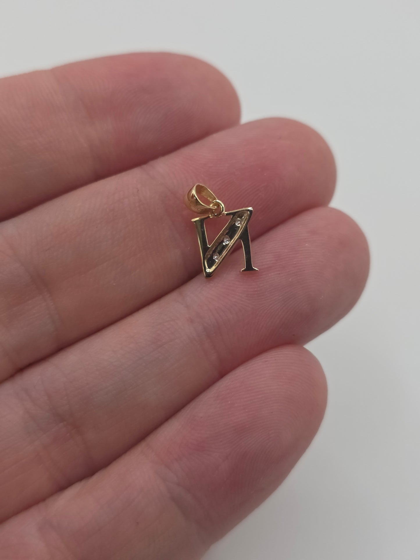 9ct gold diamond initial N pendant