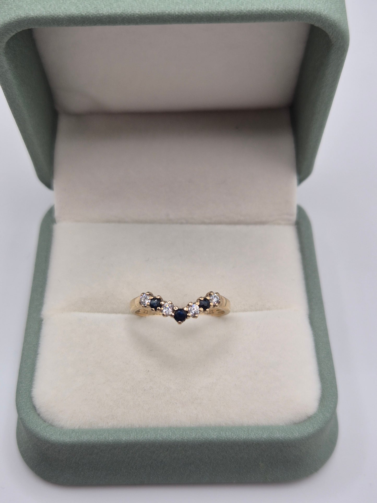 9ct gold sapphire and cz wishbone ring