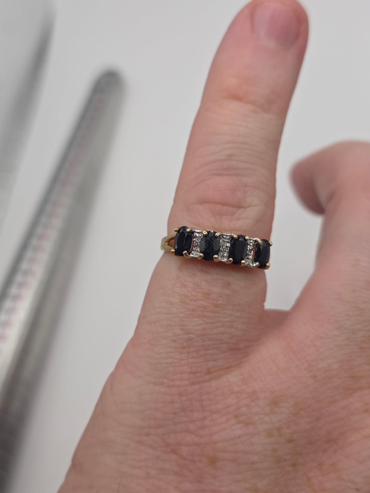 9ct gold sapphire and diamond ring