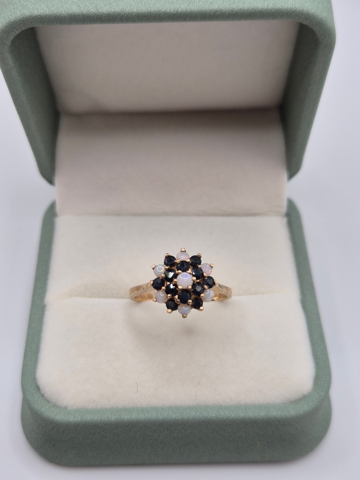 9ct gold sapphire and opal ring