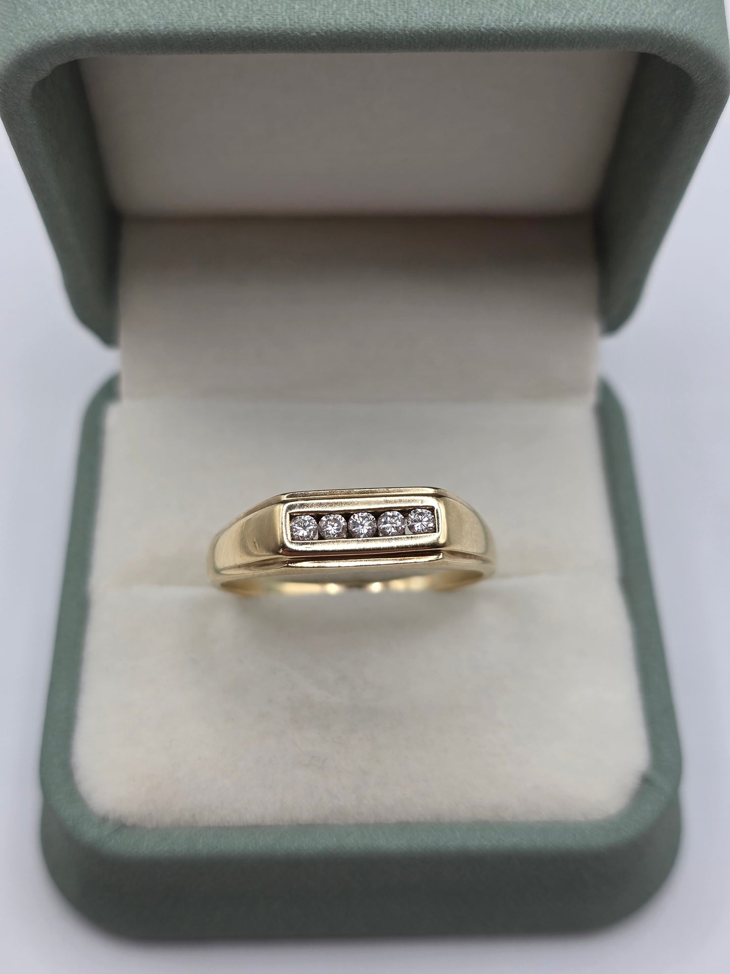 9ct gold diamond signet ring
