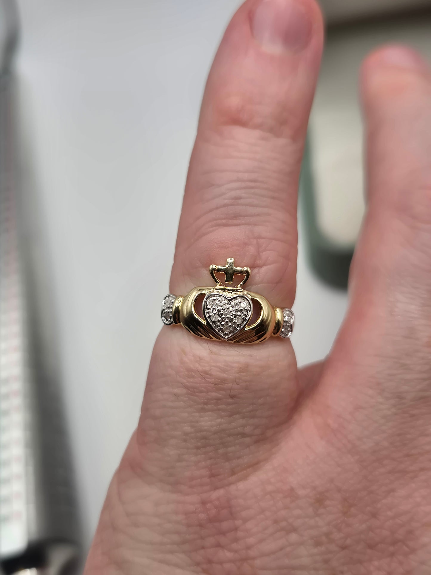 9ct gold diamond claddagh ring