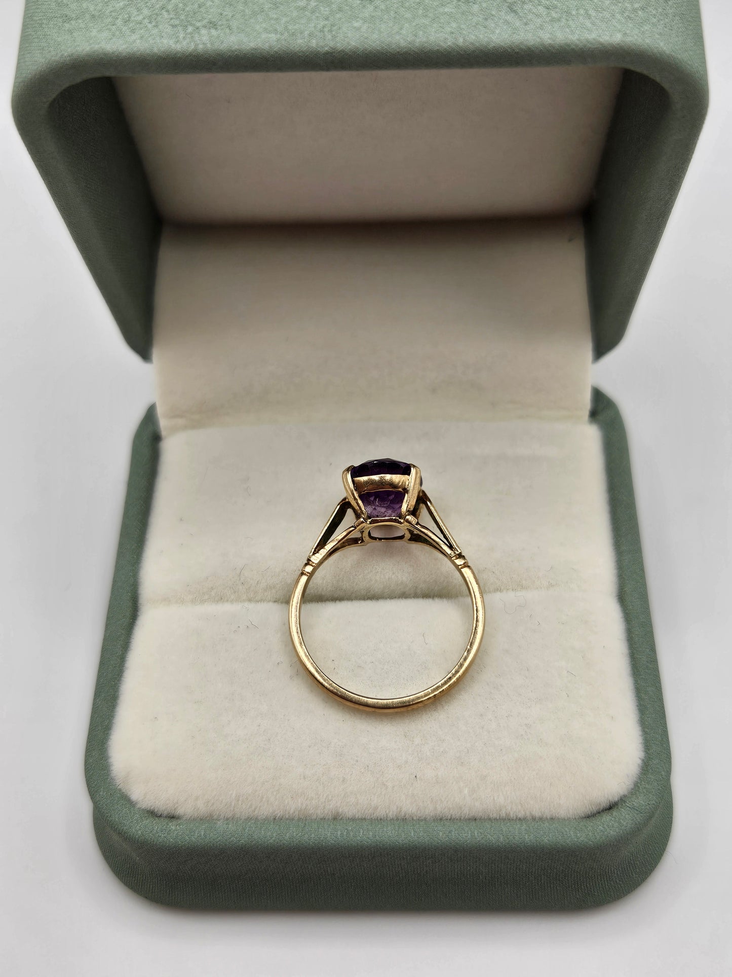 9ct gold amethyst ring