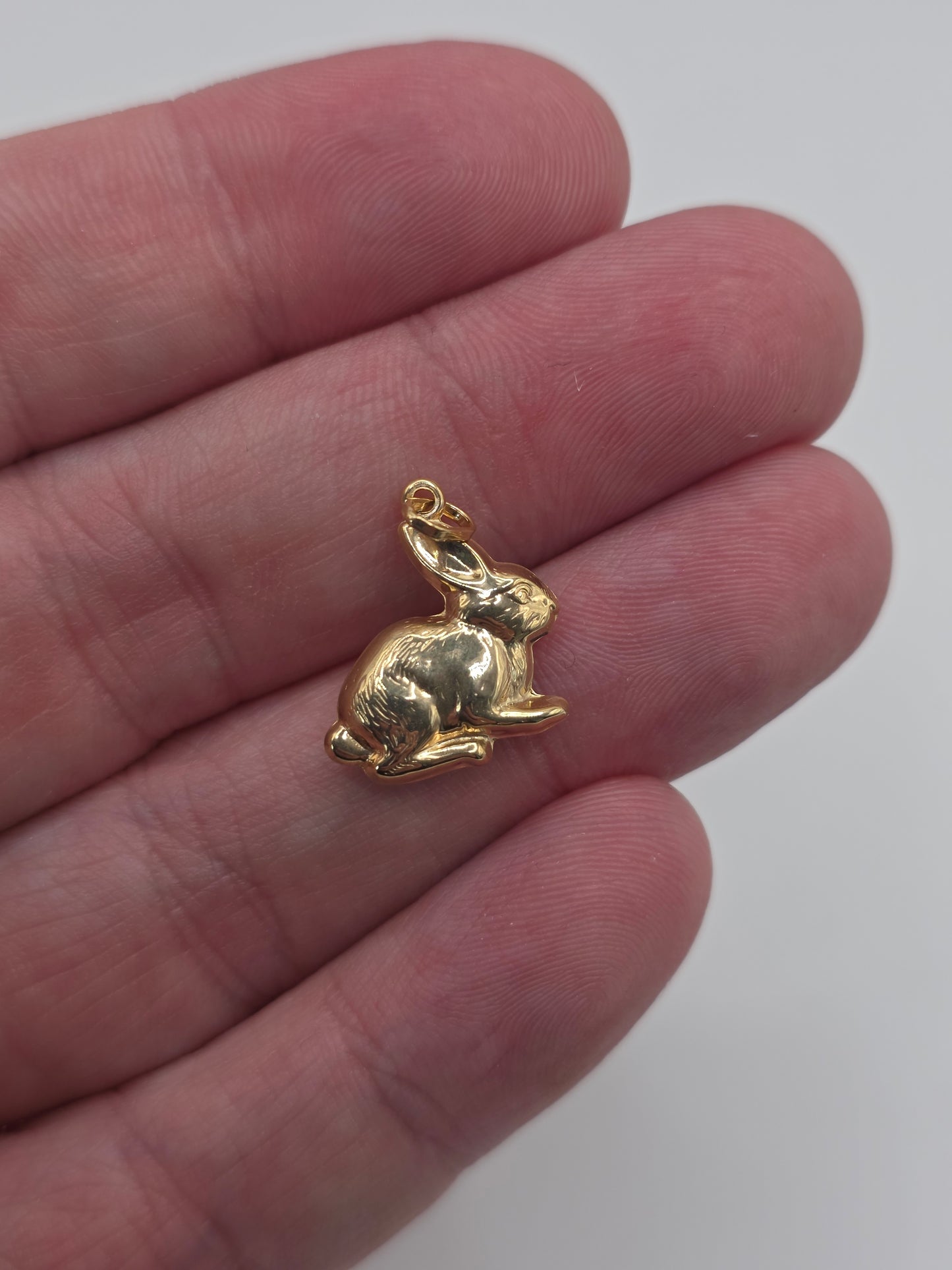 9ct gold rabbit charm