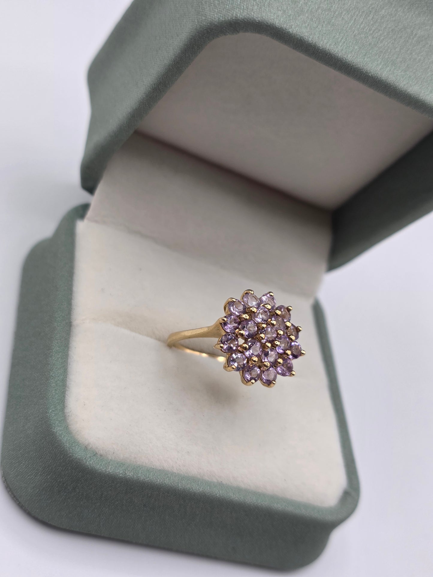 9ct gold pale amethyst cluster ring