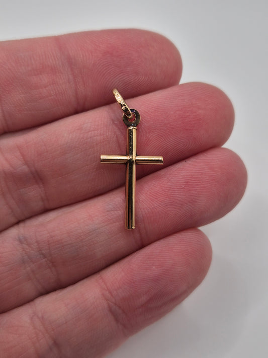 9ct gold cross pendant