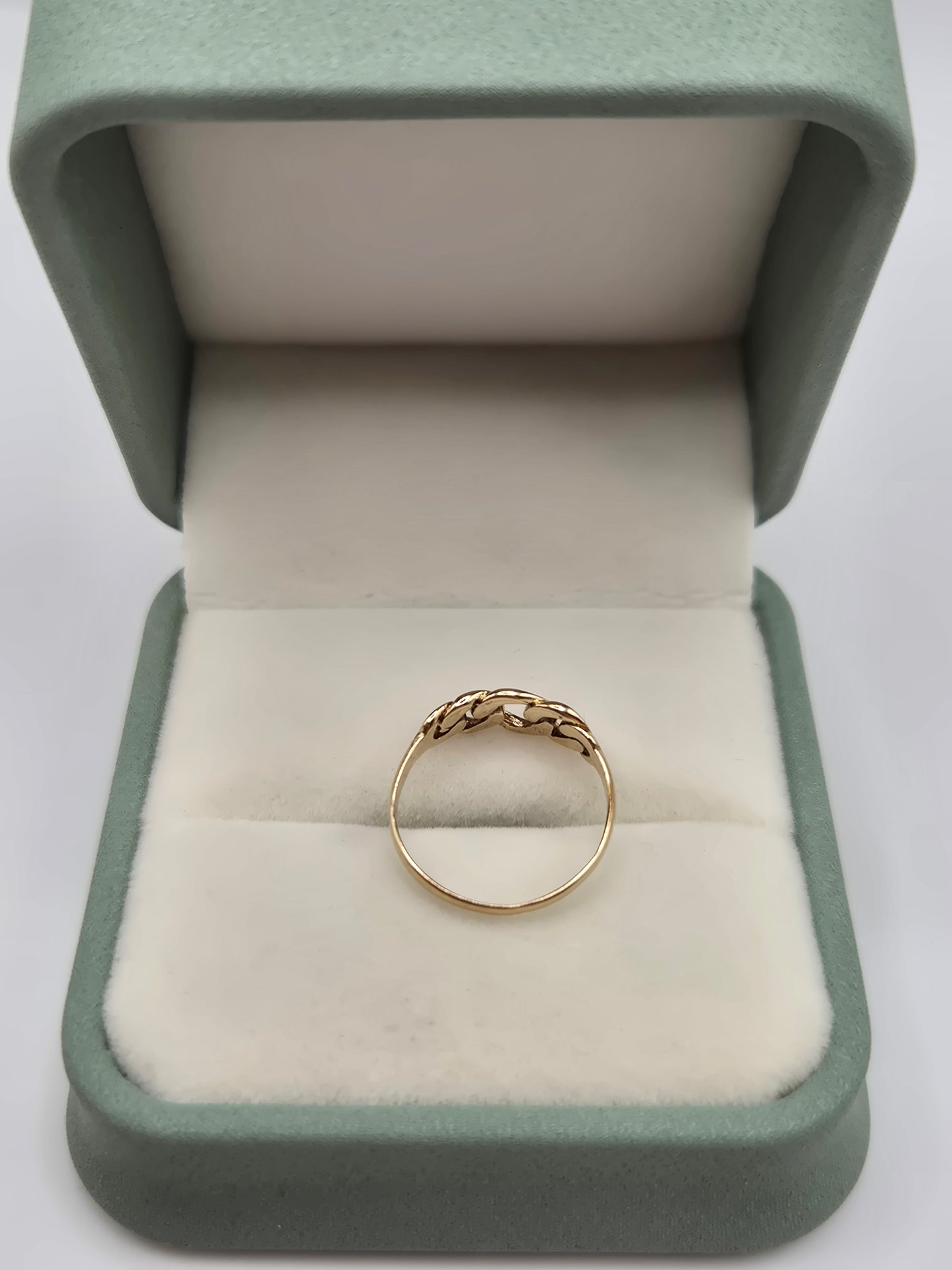 9ct gold ring