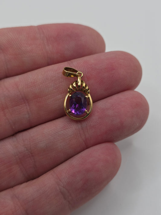 Vintage 9ct gold amethyst pendant