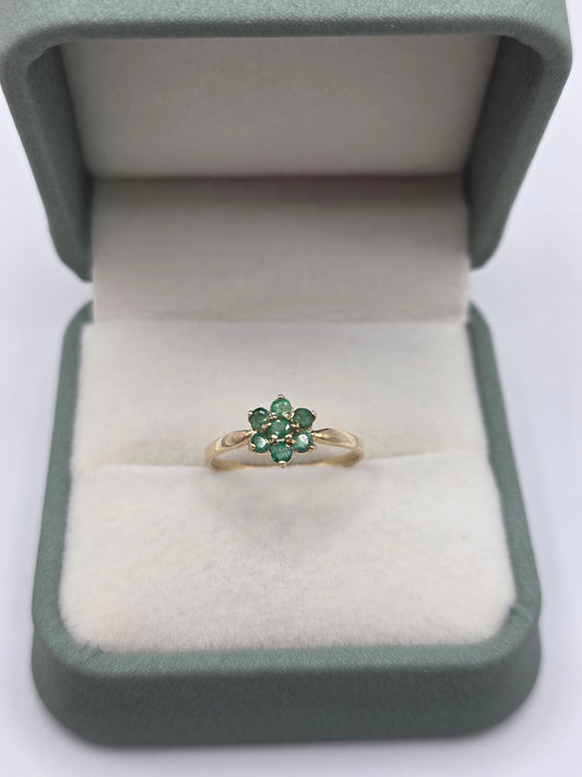 9ct gold emerald cluster ring