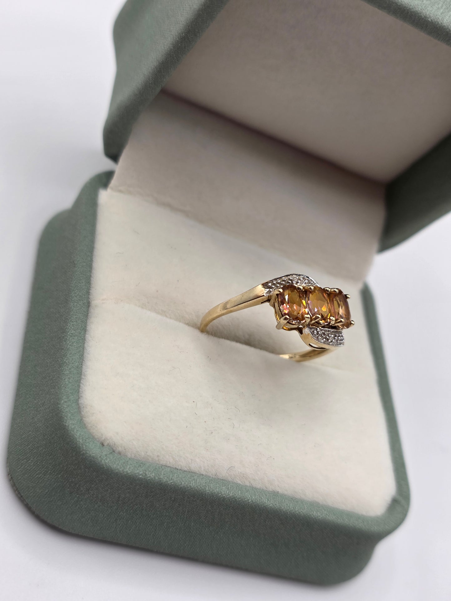 9ct gold topaz and diamond ring