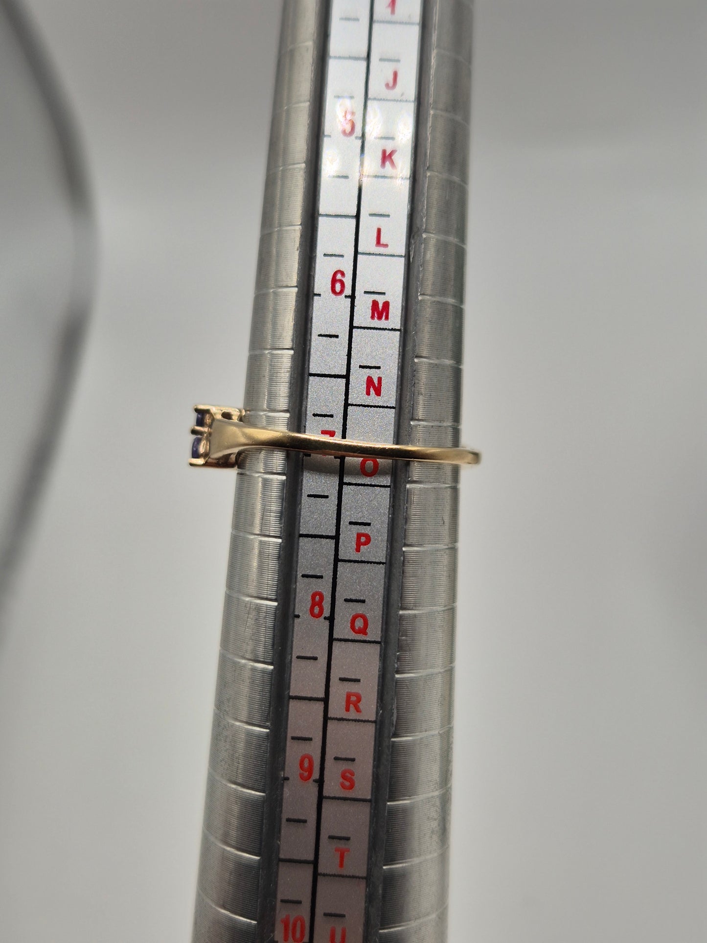 9ct gold tanzanite cluster ring