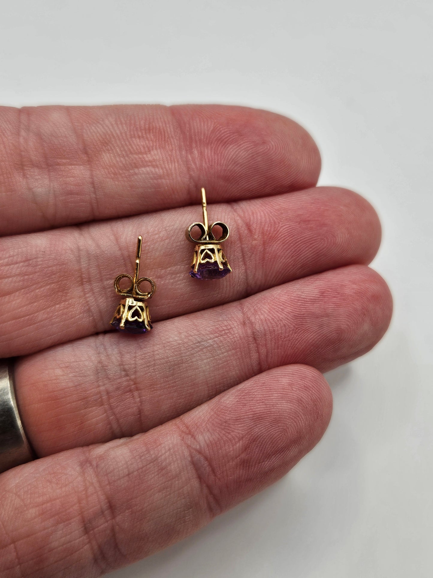 9ct gold amethyst earrings