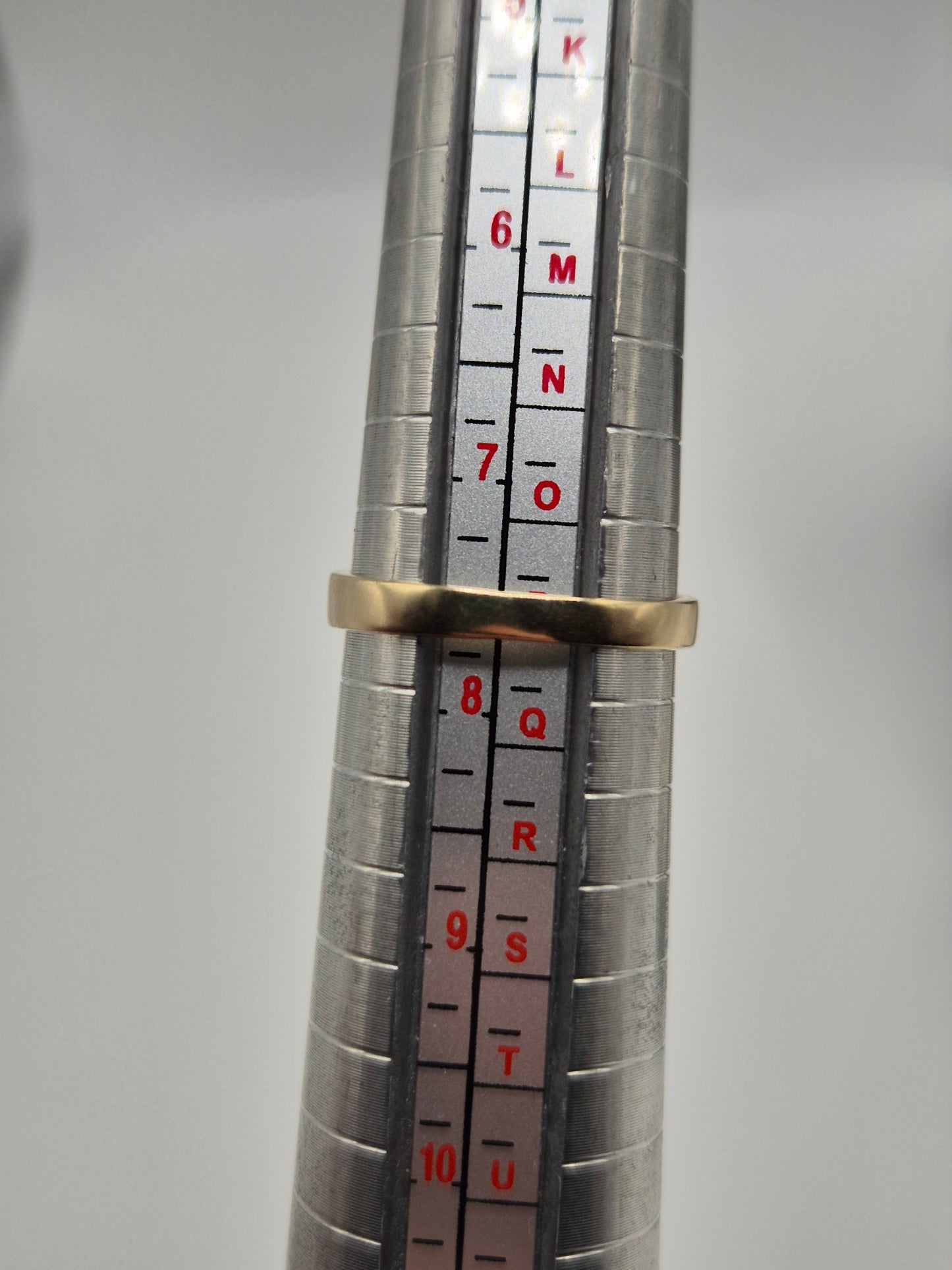 9ct gold tanzanite ring