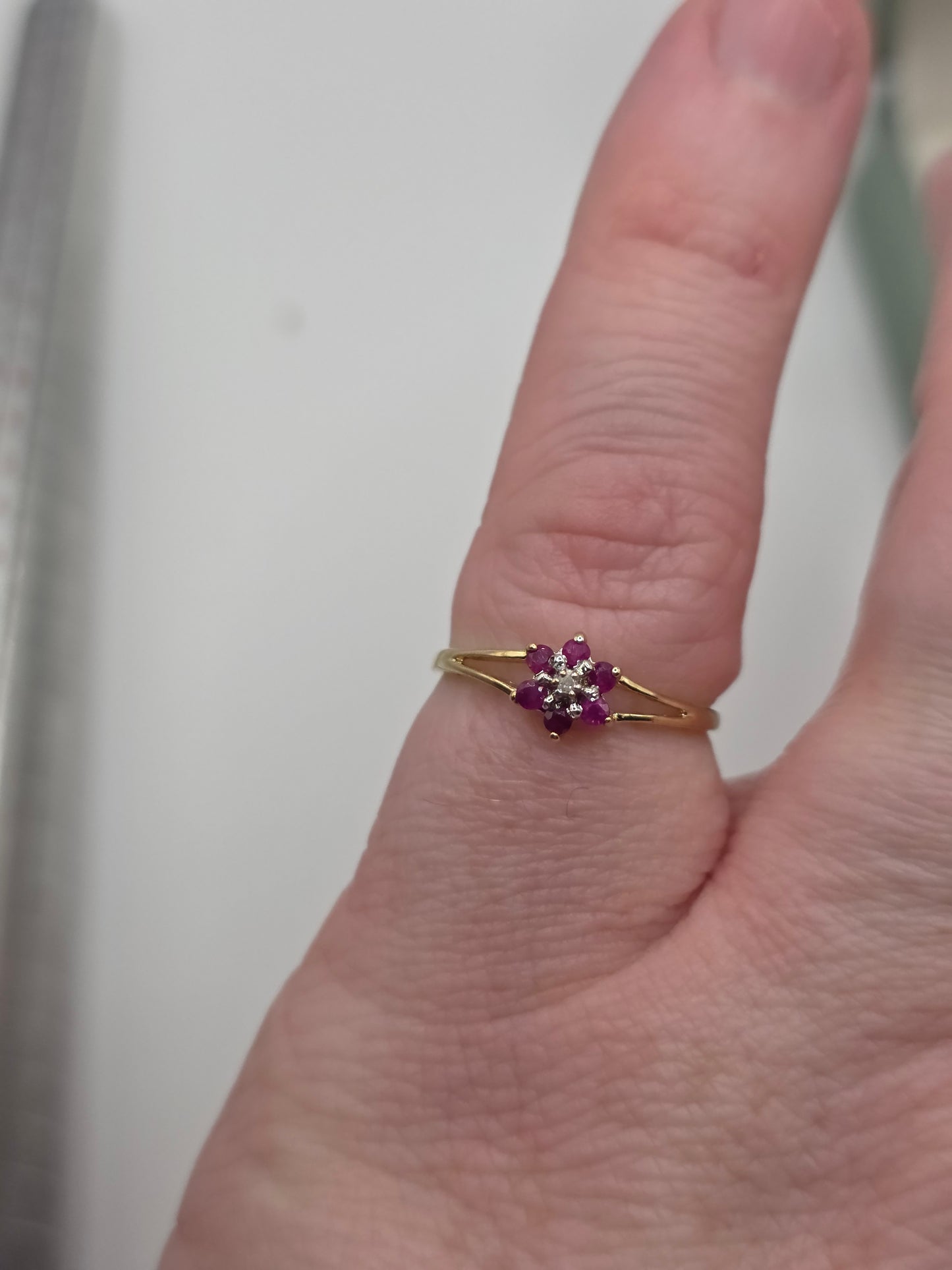 9ct gold ruby and diamond ring