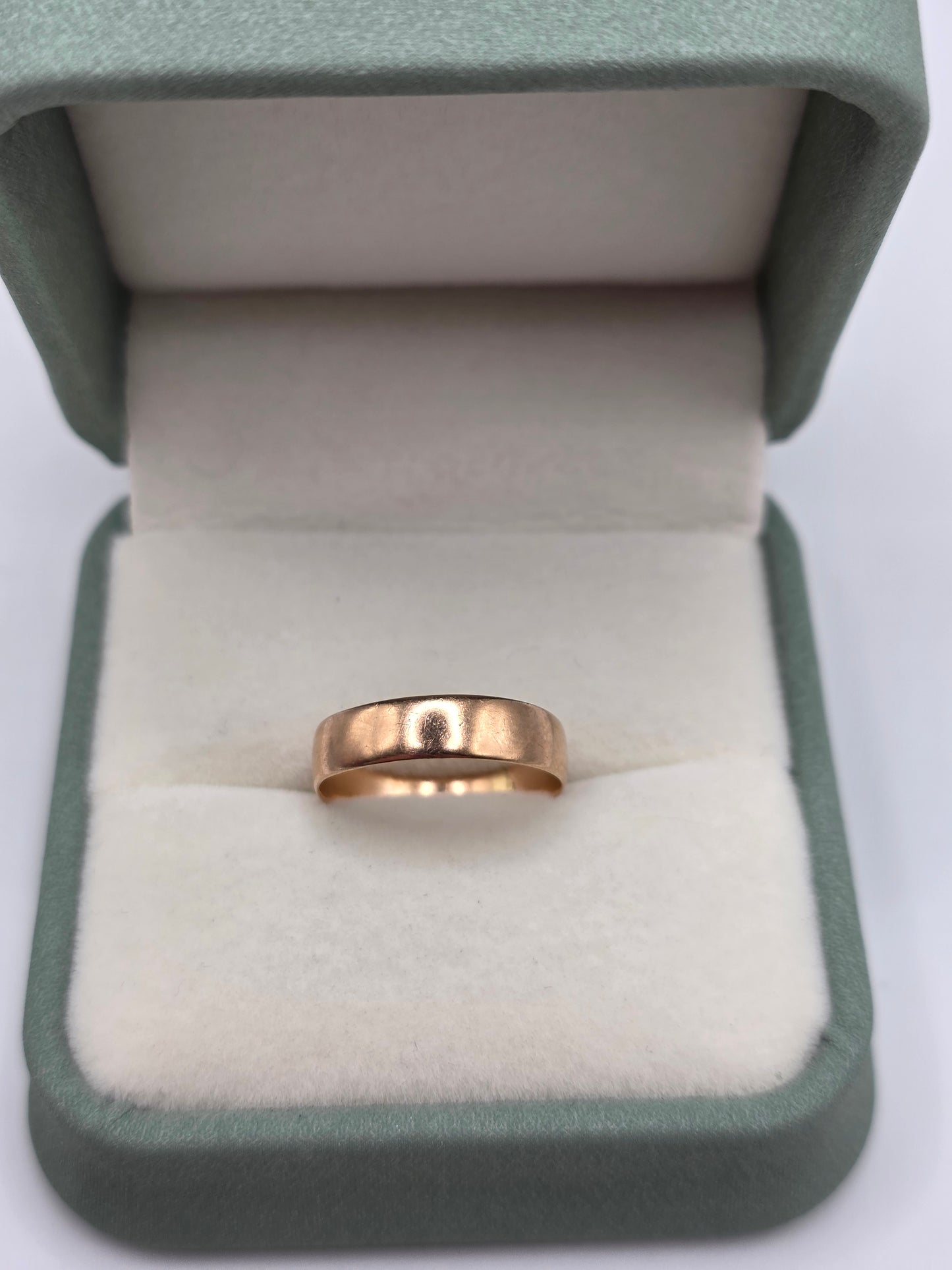 9ct rose gold wedding ring