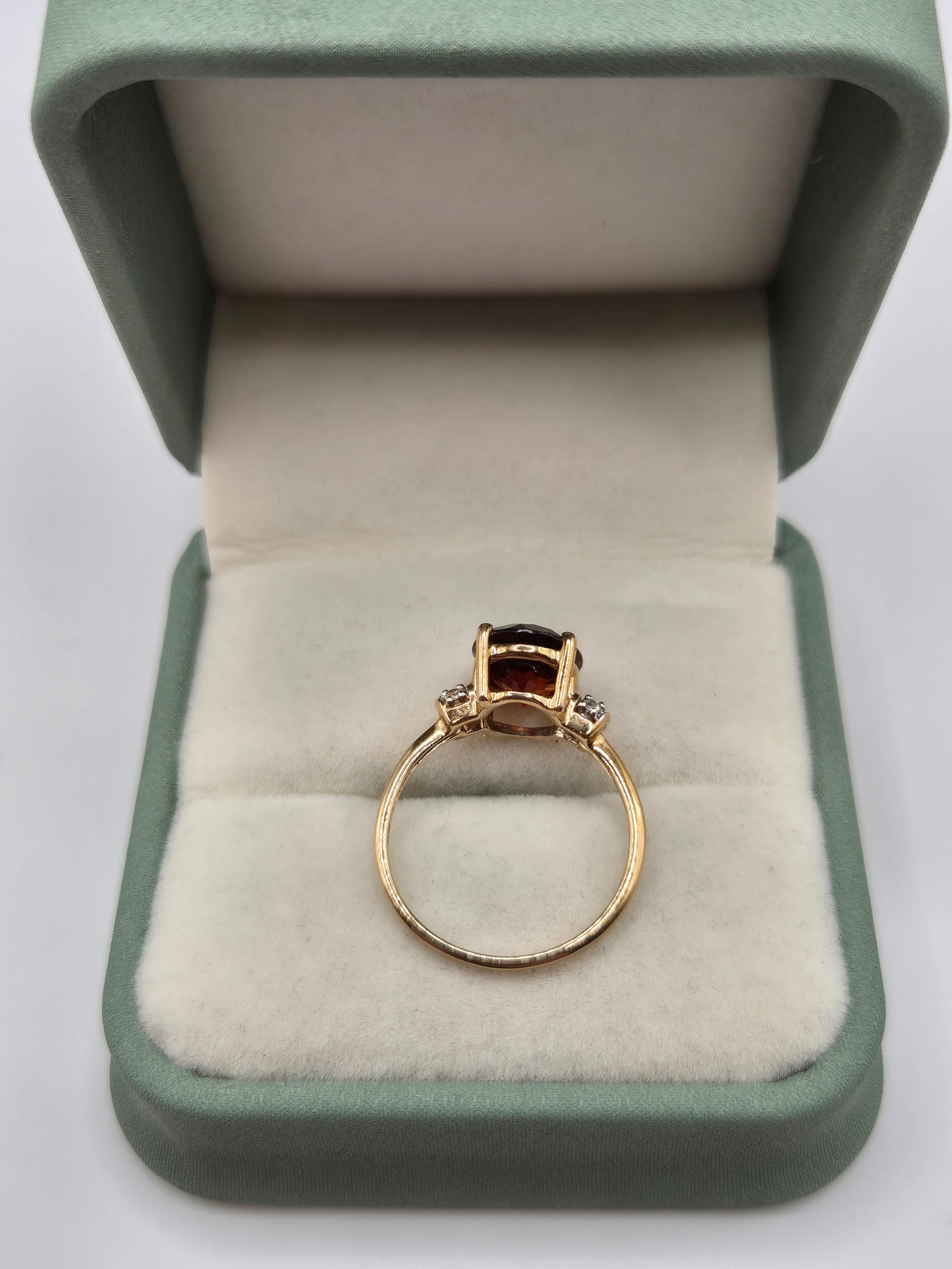 9ct gold garnet and white zircon ring
