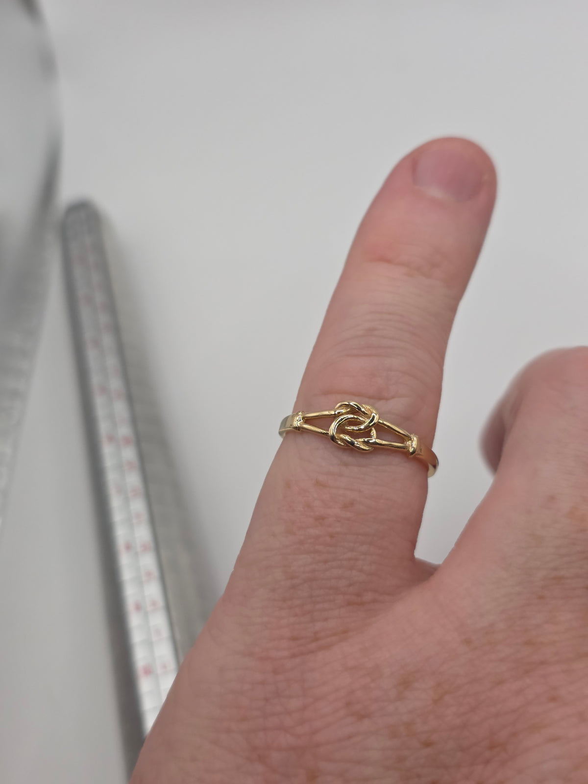 9ct gold love knot ring
